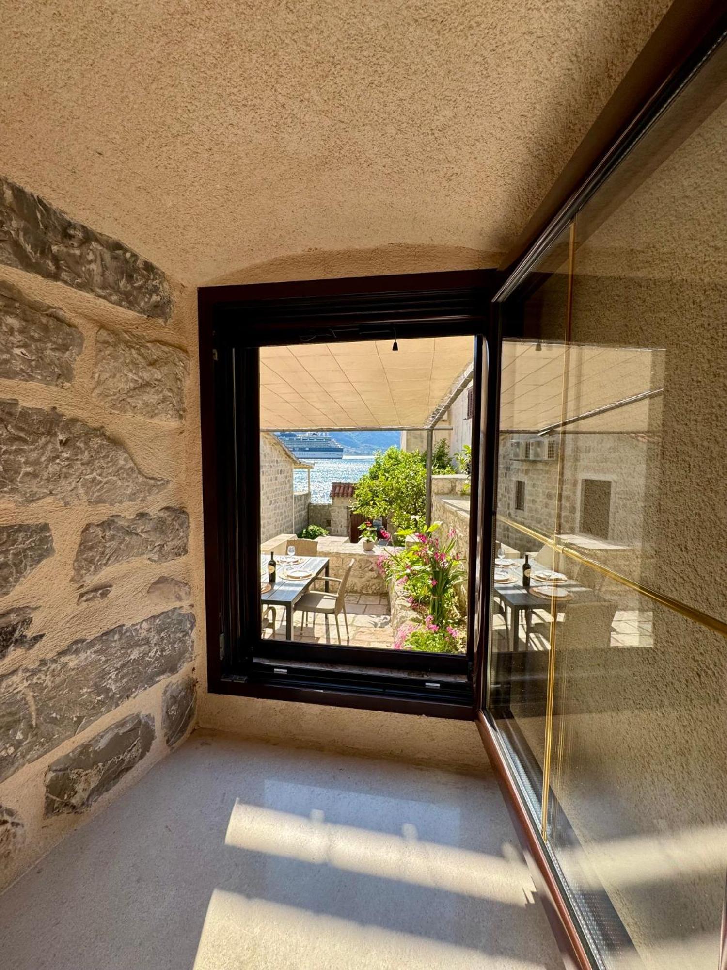 Apartments Radonicic Kotor Exterior photo